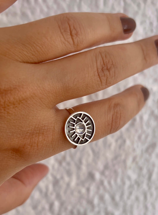 Ay taşı göz gümüş yüzük