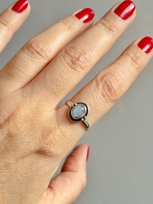 Ay taşı gümüş yüzük