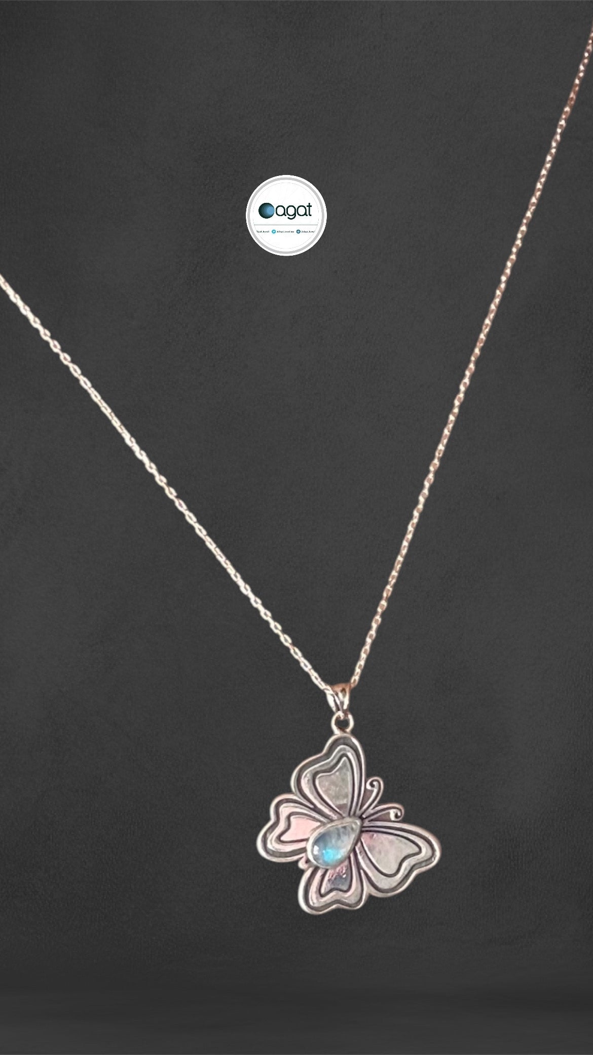 Kelebek Ay taşı kolye