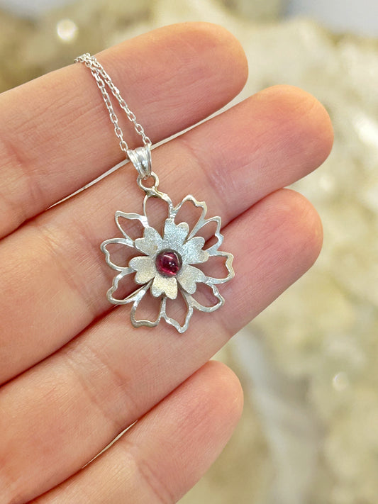 Lal Çiçek gümüş kolye