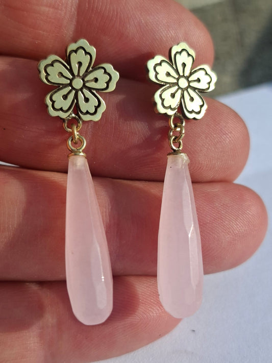 Pembe Kuvars çiçek gümüş küpe