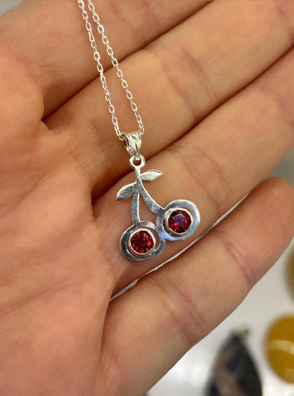 Lal Kiraz gümüş kolye