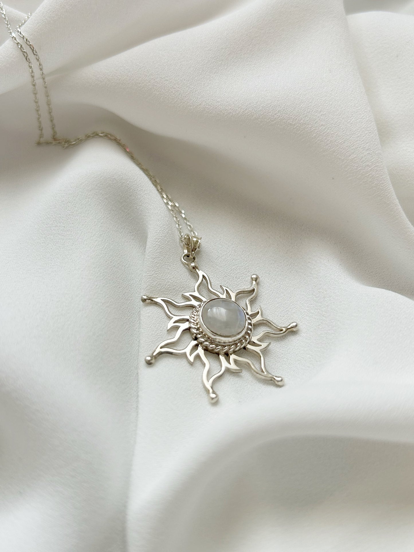 Ay taşı güneş kolye