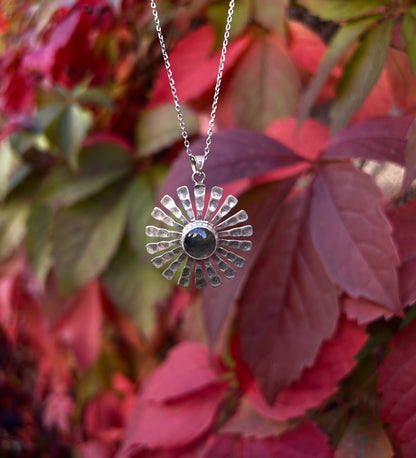 Ay taşı papatya kolye