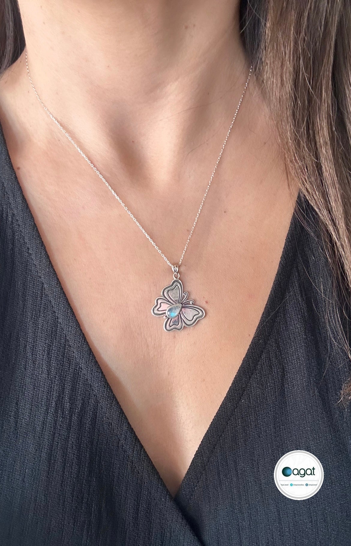 Kelebek Ay taşı kolye