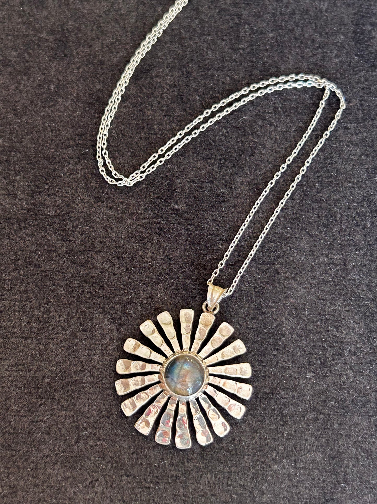 Ay taşı papatya kolye