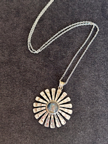 Ay taşı papatya kolye