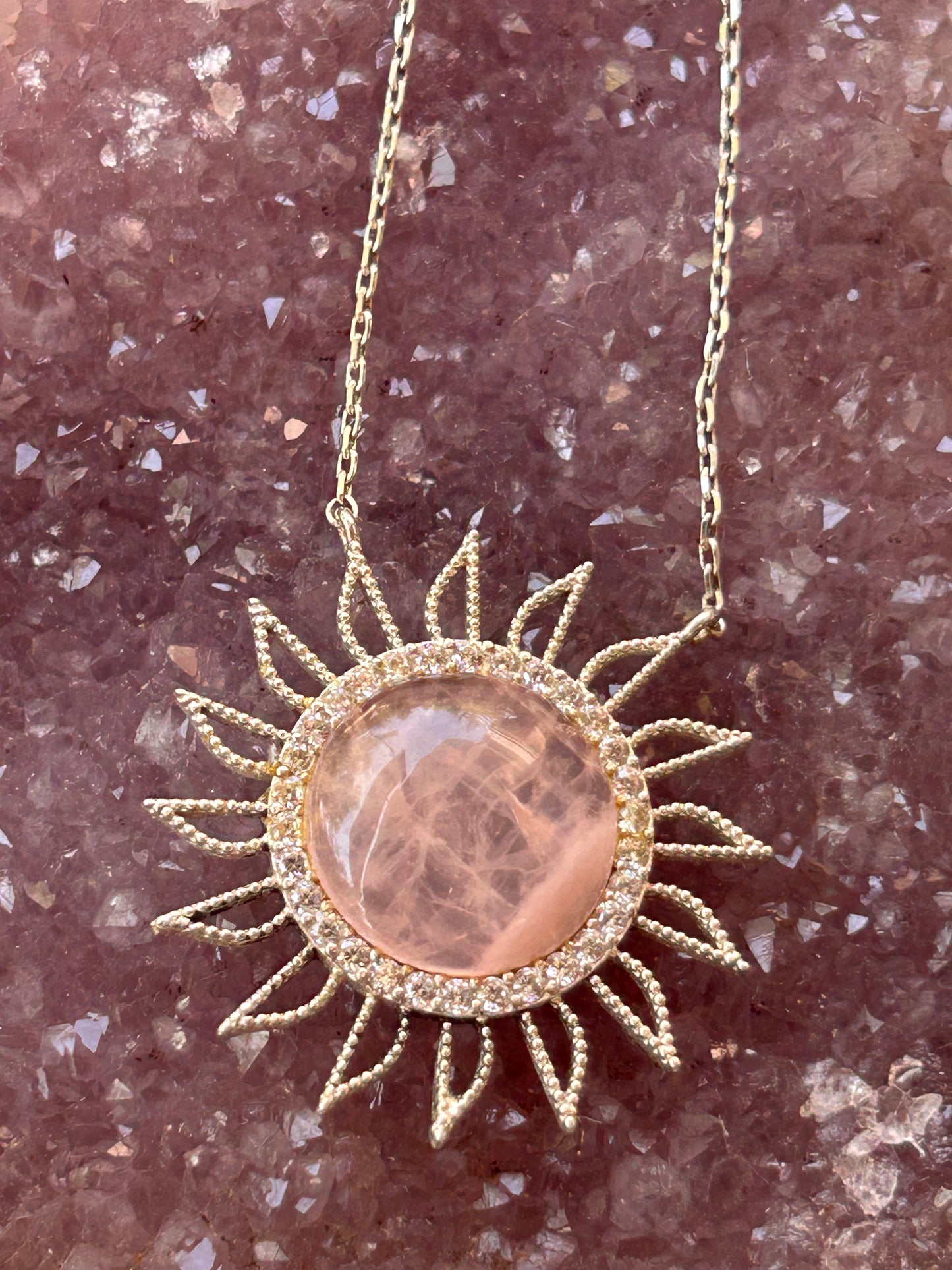 Pembe Kuvars güneş kolye