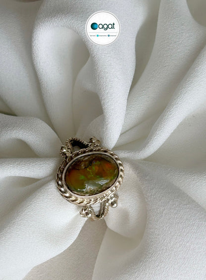 Opal gümüş yüzük