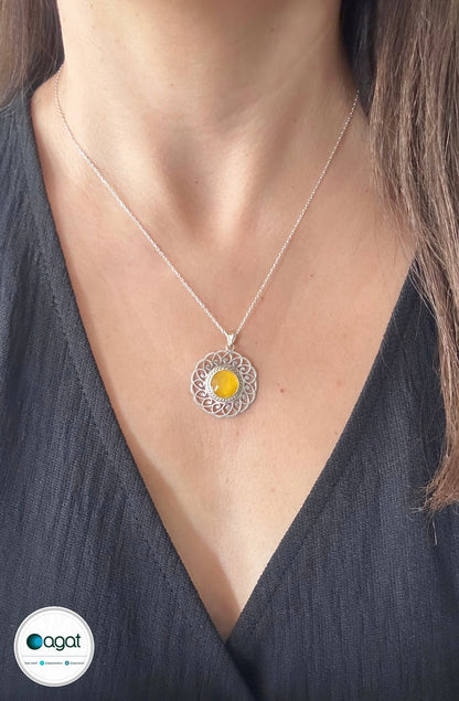 Kehribar Tasarım kolye