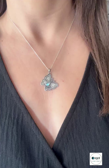 Kelebek Ay taşı kolye